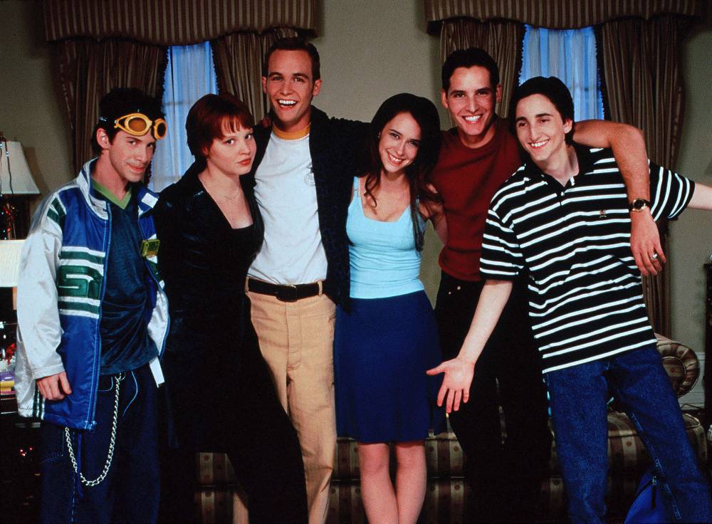 Ethan Embry: Kissing Jennifer Love Hewitt in Can't Hardly Wait Was "Uncomfortable," She Gave Me a "Big Basket of Breath Mints!" full cast
