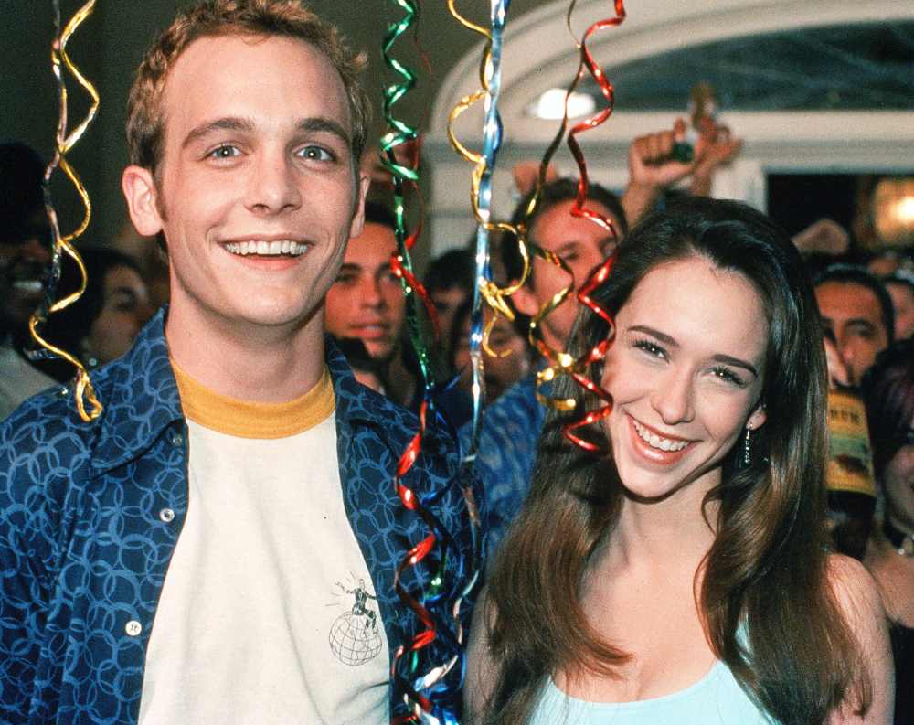 Ethan Embry: Kissing Jennifer Love Hewitt in Can't Hardly Wait Was "Uncomfortable," She Gave Me a "Big Basket of Breath Mints!" 1999